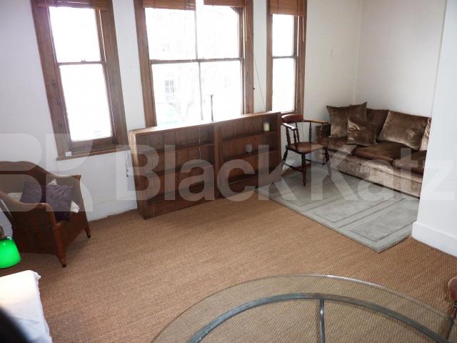 			INCLUSIVE OF ALL BILLS!, 2 Bedroom, 1 bath, 1 reception Flat			 St Lukes Road, PORTOBELLO/WESTBOURNE PARK W11